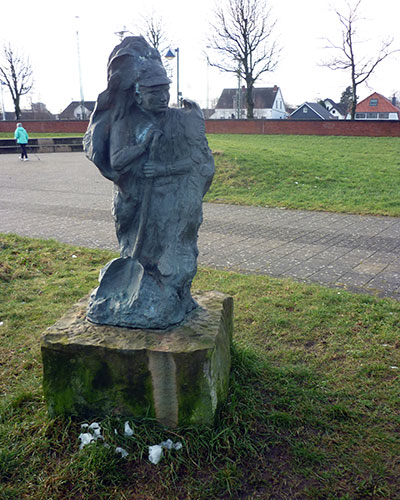Skulptur von vorne Skulptur von vorne